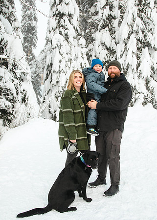 Emond Family Dec 2024-87