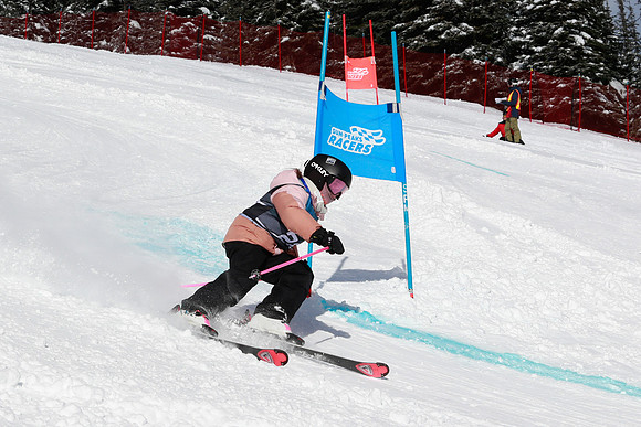 HINGF'25-Fri-Blue Gates Bibs 21-40-11
