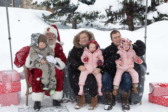 Santa Visit 2022 numbers 21-30-25