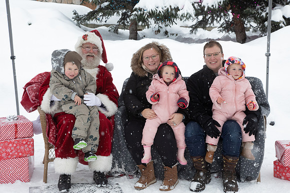 Santa Visit 2022 numbers 21-30-30