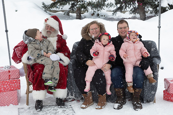 Santa Visit 2022 numbers 21-30-32