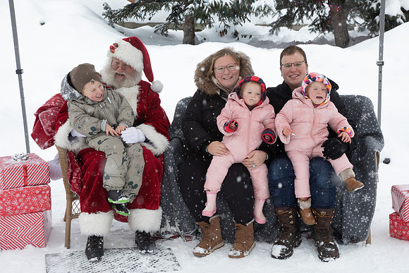 Santa Visit 2022 numbers 21-30-33