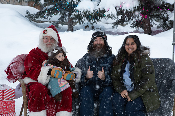 Santa Visit 2022 numbers 71-80-46