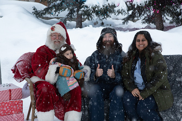 Santa Visit 2022 numbers 71-80-47