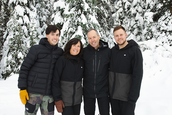 Deep Family Sun Peaks New Years 22-23-9