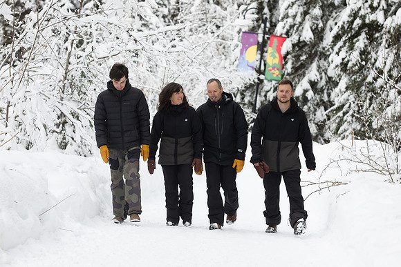 Deep Family Sun Peaks New Years 22-23-26