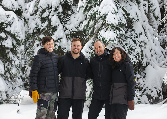Deep Family Sun Peaks New Years 22-23-44
