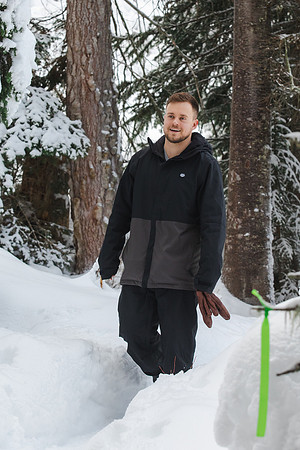 Deep Family Sun Peaks New Years 22-23-50