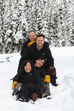 Deep Family Sun Peaks New Years 22-23-76