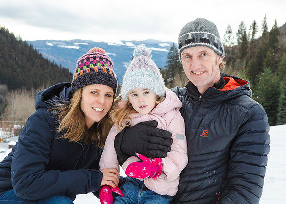 Brynjolfson Family Christmas 2022-14