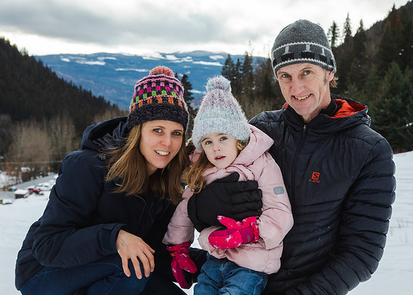 Brynjolfson Family Christmas 2022-18