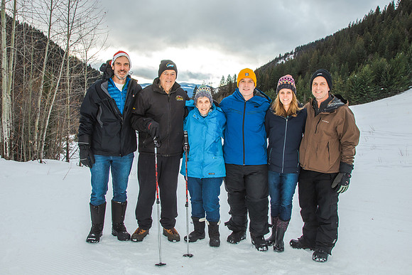 Brynjolfson Family Christmas 2022-67