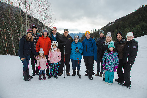 Brynjolfson Family Christmas 2022-71