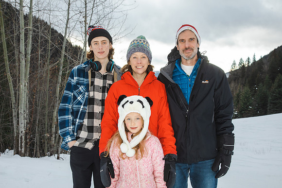 Brynjolfson Family Christmas 2022-80