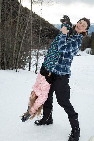 Brynjolfson Family Christmas 2022-89
