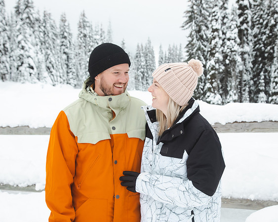Sun Peaks 2022-2023 Large-16