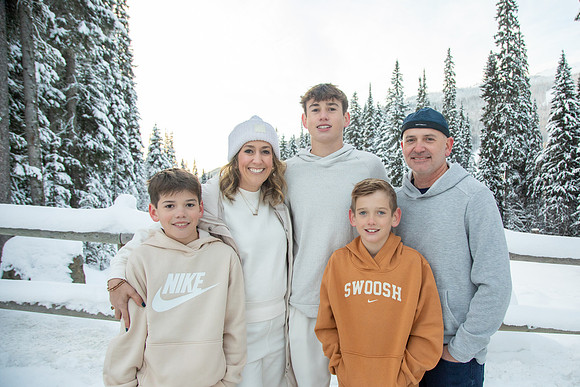 Woods Family Dec 2024-49