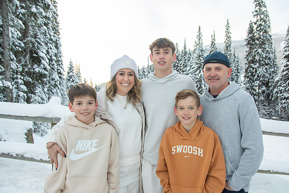 Woods Family Dec 2024-51