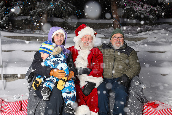 Santa 2023 120 +-009
