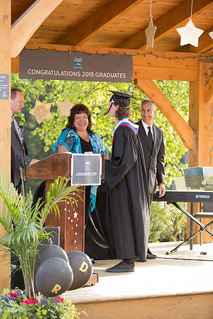 Grad 2019-105