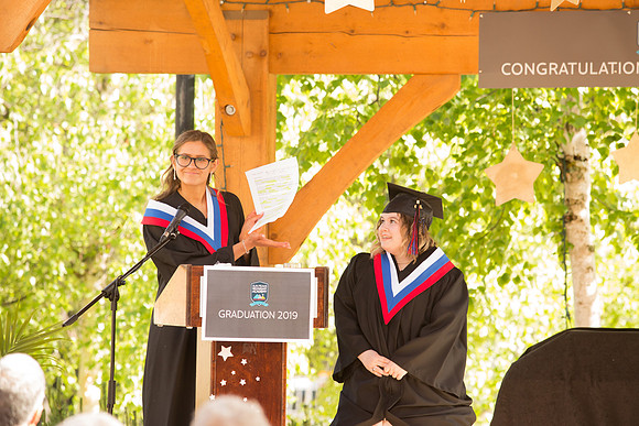 Grad 2019-107