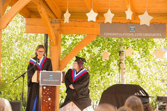Grad 2019-112