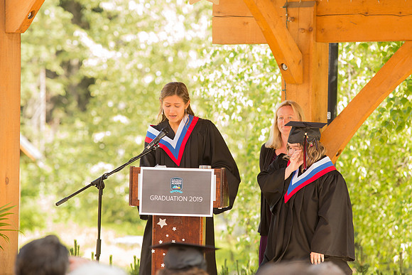 Grad 2019-113