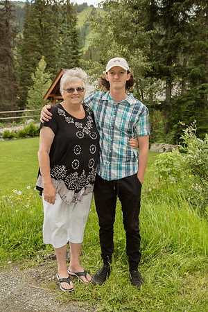 Grad 2019-24