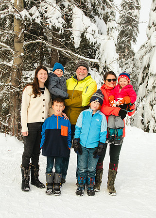 Emond Family Dec 2024-17