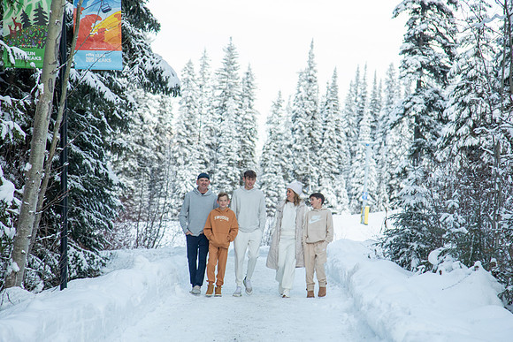 Woods Family Dec 2024-57
