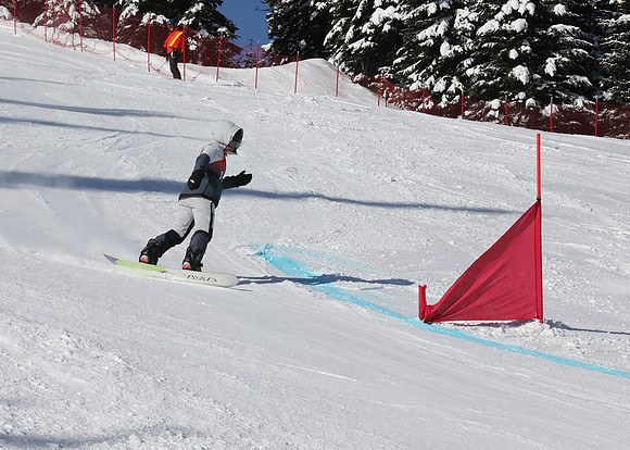 BCChampSnowboardGirls -467