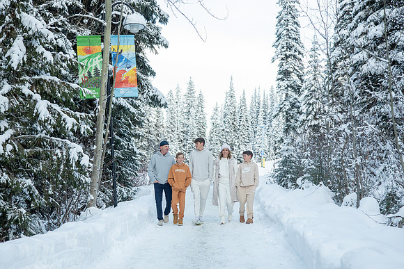 Woods Family Dec 2024-60