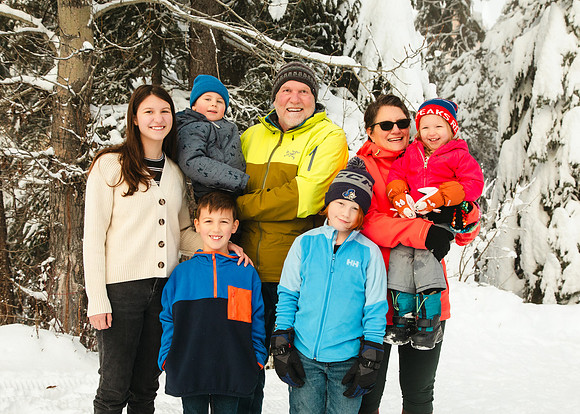Emond Family Dec 2024-18
