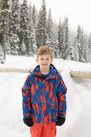 Sunpeaks village2020-12