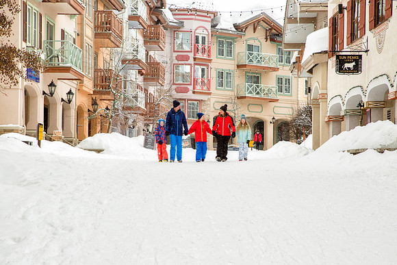 Sunpeaks village2020-110