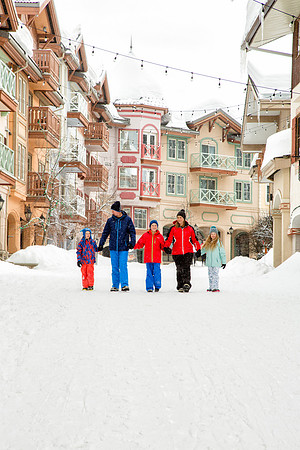 Sunpeaks village2020-115