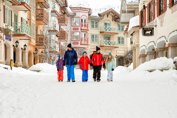 Sunpeaks village2020-116