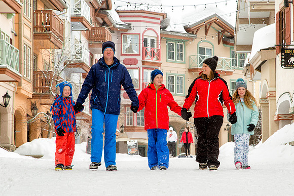 Sunpeaks village2020-121