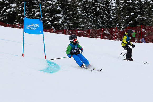 HINGF'25-Fri-Blue Gates Bibs 300+-7