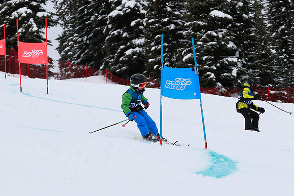 HINGF'25-Fri-Blue Gates Bibs 300+-5