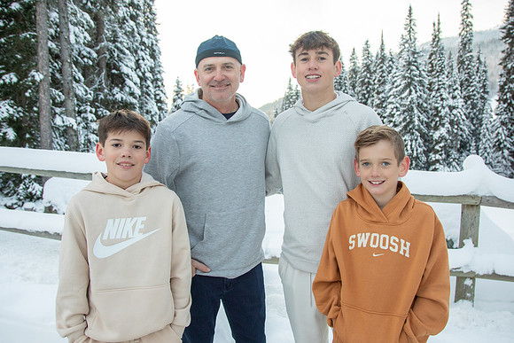 Woods Family Dec 2024-54