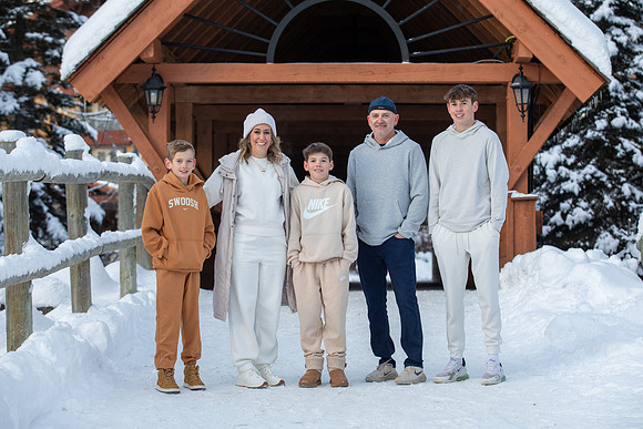 Woods Family Dec 2024-21