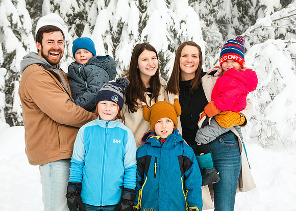 Emond Family Dec 2024-125