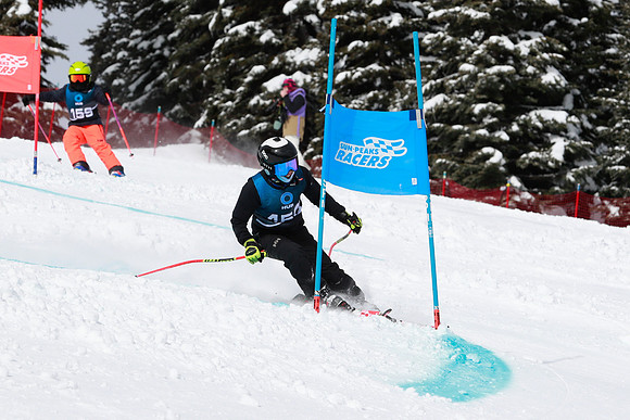 HINGF'25-Fri-Blue Gates Bibs 141-160-125