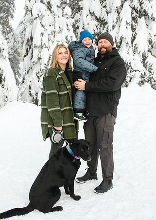 Emond Family Dec 2024-89