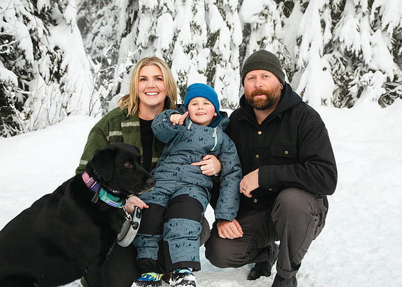 Emond Family Dec 2024-100