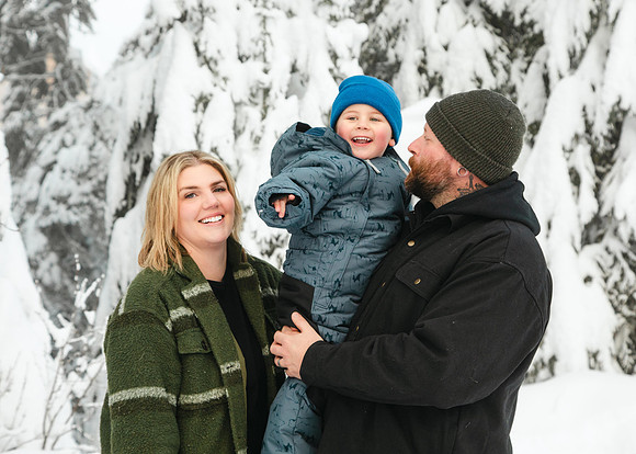 Emond Family Dec 2024-92
