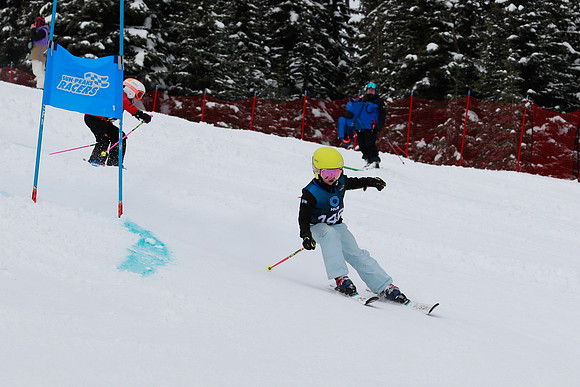 HINGF'25-Fri-Blue Gates Bibs 141-160-46
