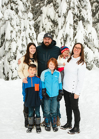 Emond Family Dec 2024-38