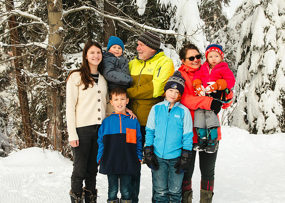 Emond Family Dec 2024-15